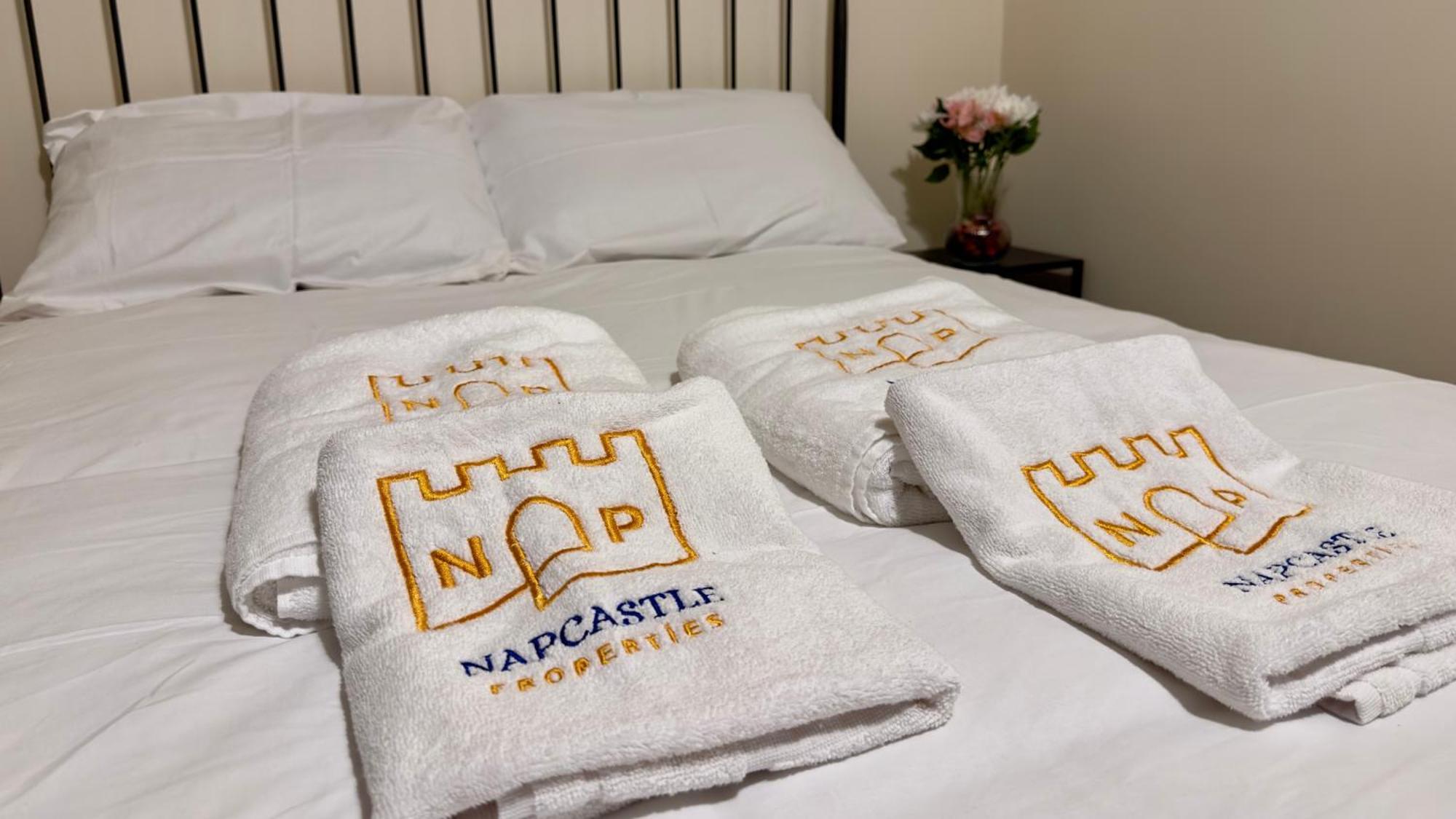 Hotel Napcastle Caledonian Park Londres Exterior foto